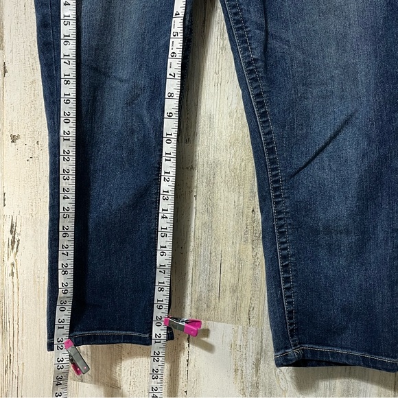 Seven7 Blue Capri Pants with Faded Indigo Wash - Picture 6 of 13